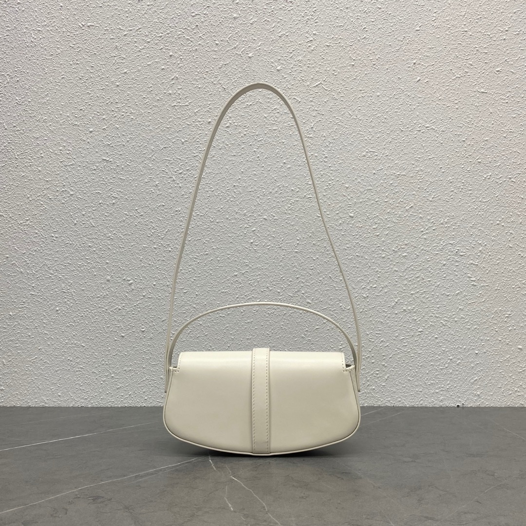 Celine Clutch On Strap Tabou In Smooth Calfskin White 101593